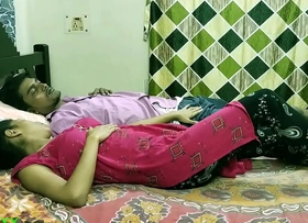 Hot indian wife plus insecure husband penis strong nehi hota caught in establish discontinue cam