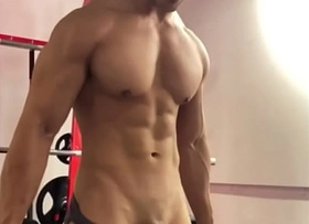 Taiwan muscle guy far fat cock and abs doing gym bared