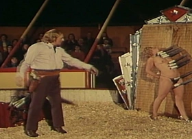 Sex-cirkusse (1973, Denmark, French dub, Anne Bie Warburg)