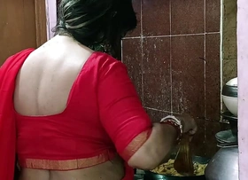 Indian Hot Stepmom Sex! Today I Have a passion Her 1st Time!!