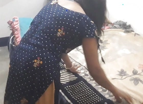 Garam Bibi ne pati ko niche karke choda, Payal bhabhi