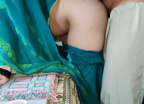 Indian bhabhi having sex With brother on touching Dissimulate while She Eager for Clothes