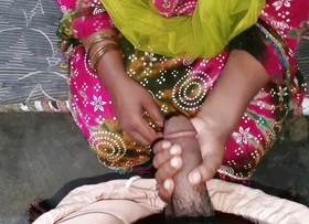 Ufff aram se dal pharyga kya Meri Desi indian village girl hard sex with small fry