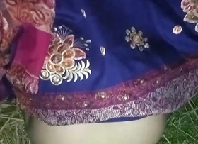 hot bhabhi urineing and fingering at gloom