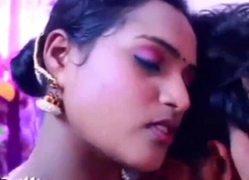 Desi Bengali bhabi pehli suhagraat me dewar ji se chudi