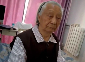 Age-old Chinese Granny Acquires Screwed