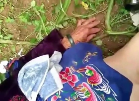 fucking granny surrounding natura