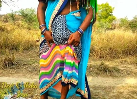 Open-air Injoy Indian Dehati Bhabhi Nude In Sexy Saree Desi