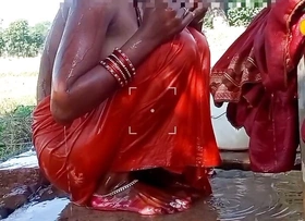 Neha bhabhi was taking wash up b purge outside, husband's cock stood back and he went home and fucked Neha bhabhi