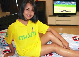 World Cup jersey Thai teen bungler homemade blowjob and cowgirl fucking